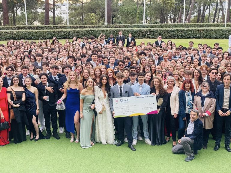 Cette cause portée par l'association Rêves a touché les élèves de Grand-Air à Arcachon qui, lors de leur traditionnel bal de fin d’année, ont réussi à récolter 3650€ ©Rêves