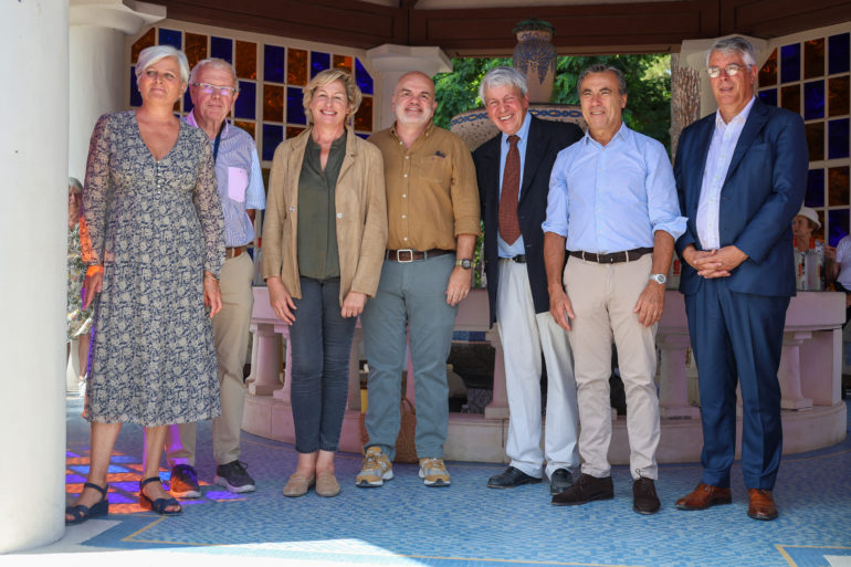 De nombreuses personnalités présentes autour de Jean Merlaut (le PDG de la Source des Abatilles) et d’Hervé Maudet (le DG de la Source des Abatilles). ©JC Lauchas